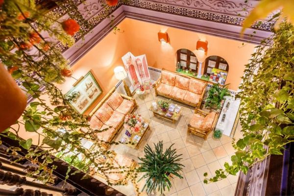 Forlænget weekend i Sevilla - Andalusiens smukke hovedstad Patio de La Alameda, Sevilla, fællesområde