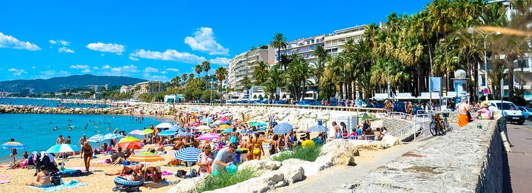 Sol, strand og stjerner: Cannes Filmfestival med 3* hotel og fly til kun 1.225 kr.