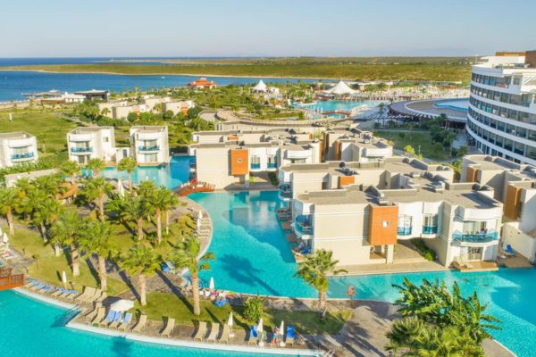 All inclusive p&aring; Bodrumhalv&oslash;en, Hotel Aquasis Deluxe Resort & Spa, pool og lejligheder