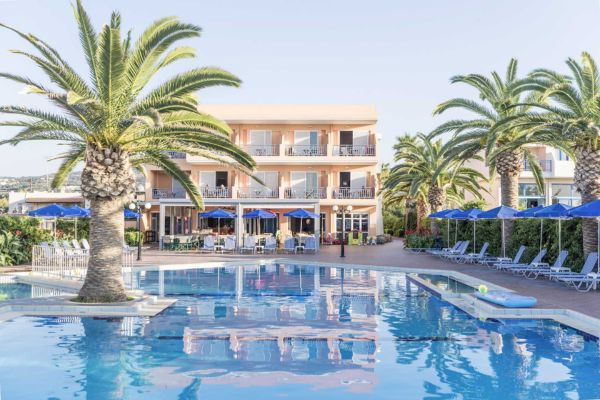 Billig rejse til Kreta Rejse til Kreta - poolområdet