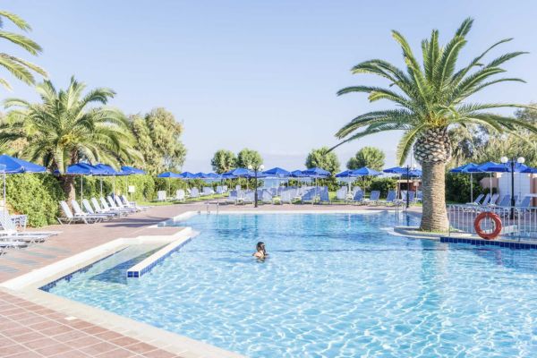 Billig rejse til Kreta Rejse til Kreta - poolområdet