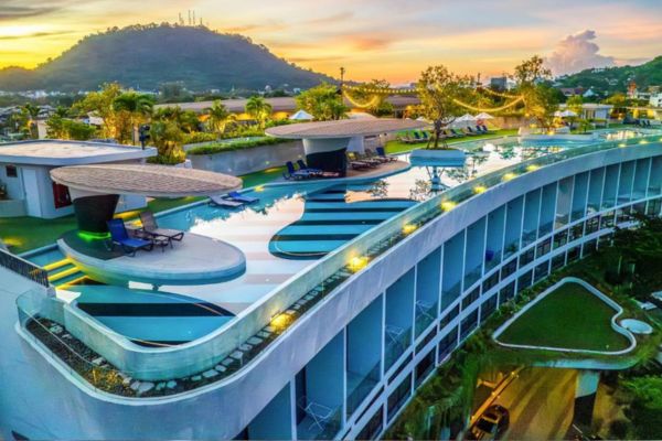 Rejse til Phuket - tropisk strandferie i Thailand