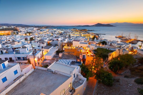Rejse til Naxos - Kykladernes frodigste øparadis Du kan også opleve Naxos' gamle bydel på din rejse til Naxos