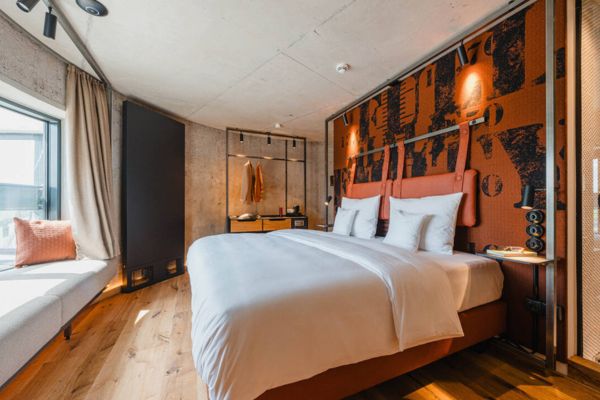 Storbyferie i Bremen på det firstjernede John & Will Silo Hotel by Guldsmeden
