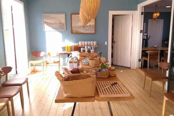 Ophold på Læsø Ophold på Læsø - Hotel Havnebakken
