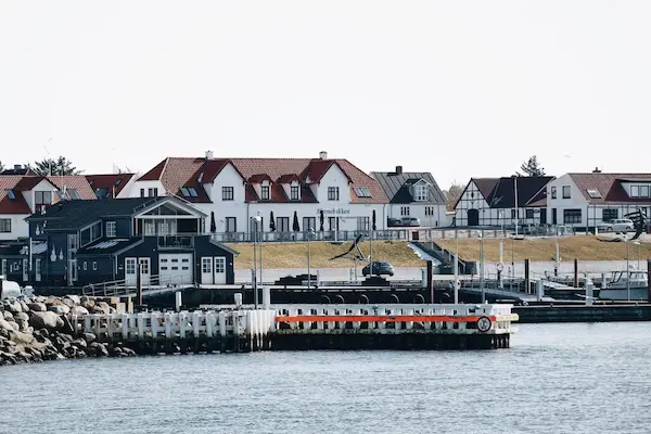 Ophold på Læsø Ophold på Læsø - Hotel Havnebakken