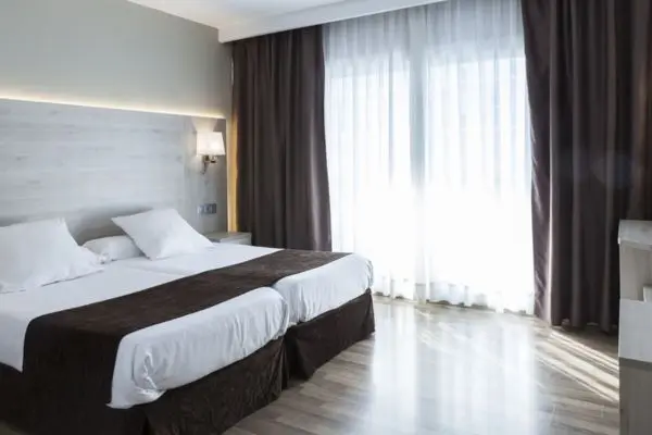 Forlænget weekend ved Costa Brava Costa Brava - Hotelværelse