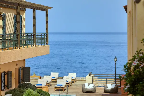 Kreta med all inclusive - Hotel Vasia Resort & Spa - terrasse med havudsigt