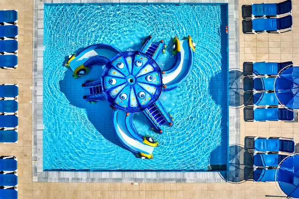 Kreta med all inclusive - Hotel Vasia Resort & Spa - børnepool med små vandrutsjebaner
