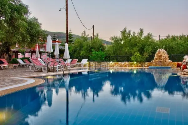Rejse til Zakynthos - Hotelpool