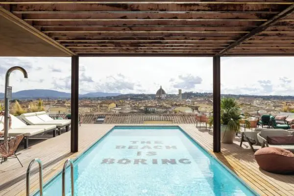 Forlænget weekend i Firenze Rejse til Firenze - Hotellets rooftop pool