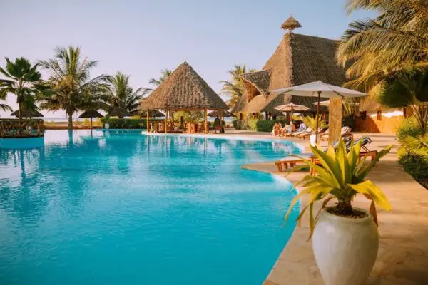 Rejse til Zanzibar - Hotelpool