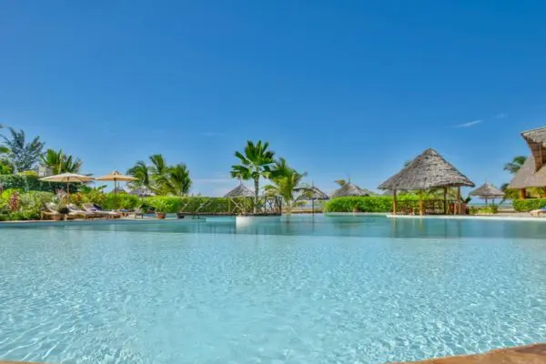 Rejse til Zanzibar - Hotelpool