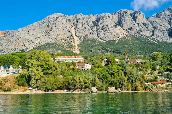 Pakkerejse til Paleros, Kosta Maria Hotel fra havet