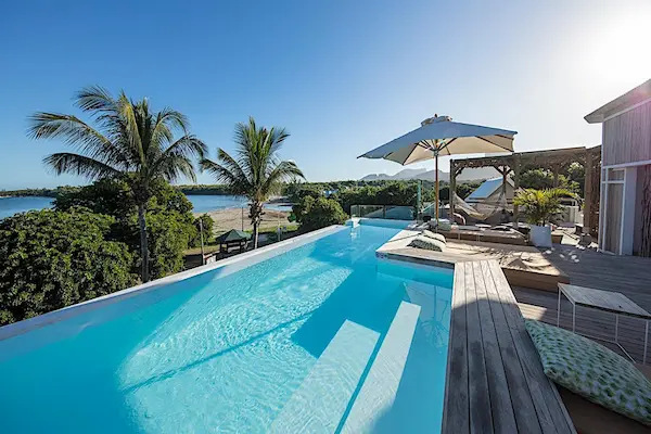 Paradisferie til Mauritius, Veranda Tamarin Hotel and Spa, Poolområde