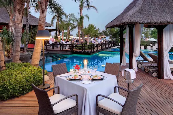 Bali-vibes i Sydeuropa Rejse til Costa Blanca, Asia Gardens Hotel & Thai Spa, Alicante, restaurantområde