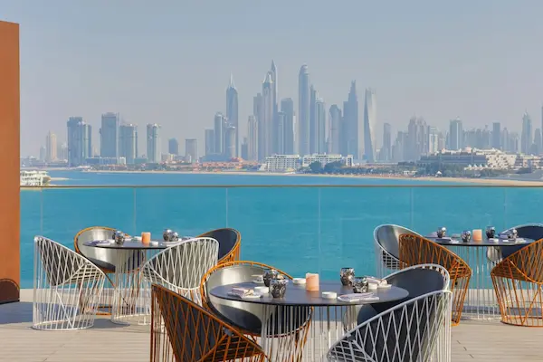 Rejse til Dubai, W Dubai - The Palm, udsigt over Dubai skyline