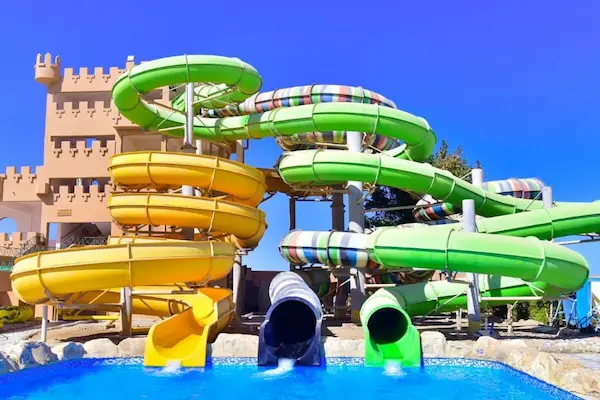 Rejse til Marsa Alam - vandland med vandrutsjebaner