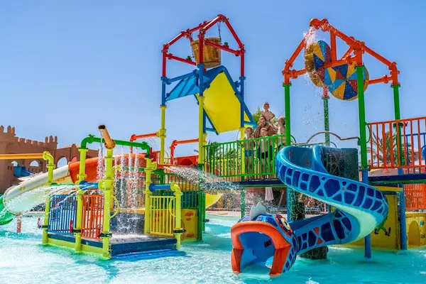 Rejse til Marsa Alam - vandland med vandrutsjebaner