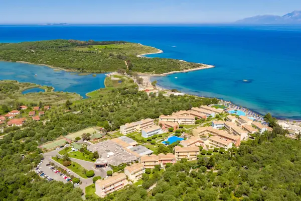 All inclusive på Korfu, Hotel Mareblue Beach Resort, luftfoto