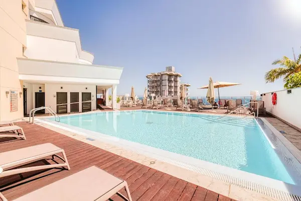 Rejse til Madeira, screenshot, pool
