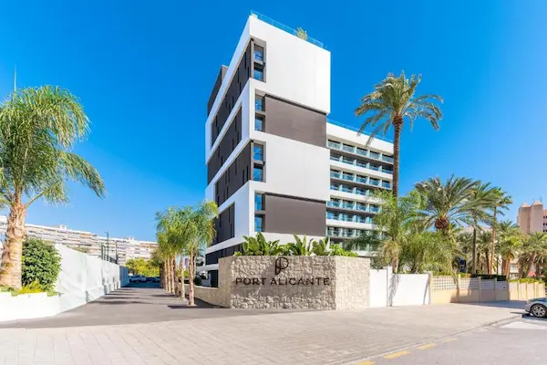 Rejse til Alicante, Port Alicante City & Beach front