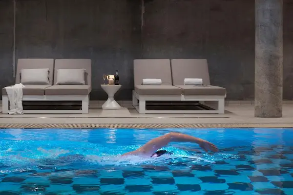 Hôtel de Ville pool
