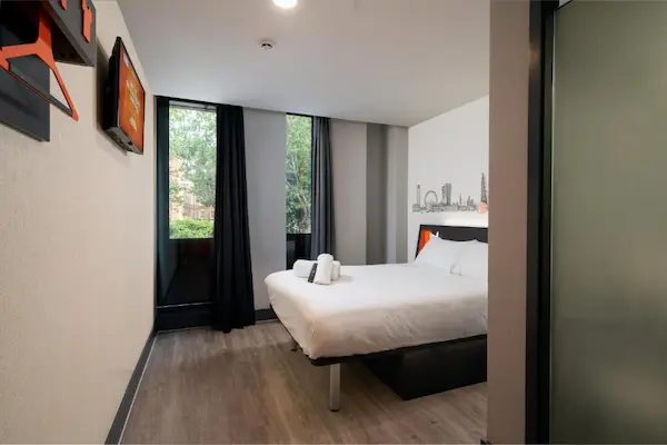Storbyrejse til London easyHotel London City Shoreditch, værelse