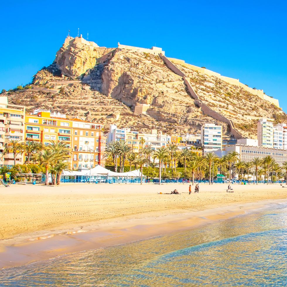 Postiguet-beach-Alicante-Spanien-banner-980-x-980