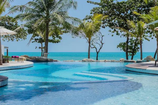 Rejse til Koh Samui - luksusferie i Thailandbugten White Sand Samui Resort, Koh Samui, poolområde og udsigt