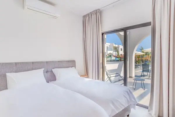 Rejse til Cypern - solrigt middelhavsparadis Rejse til Cypern, Zoi Ayia Napa Hotel
