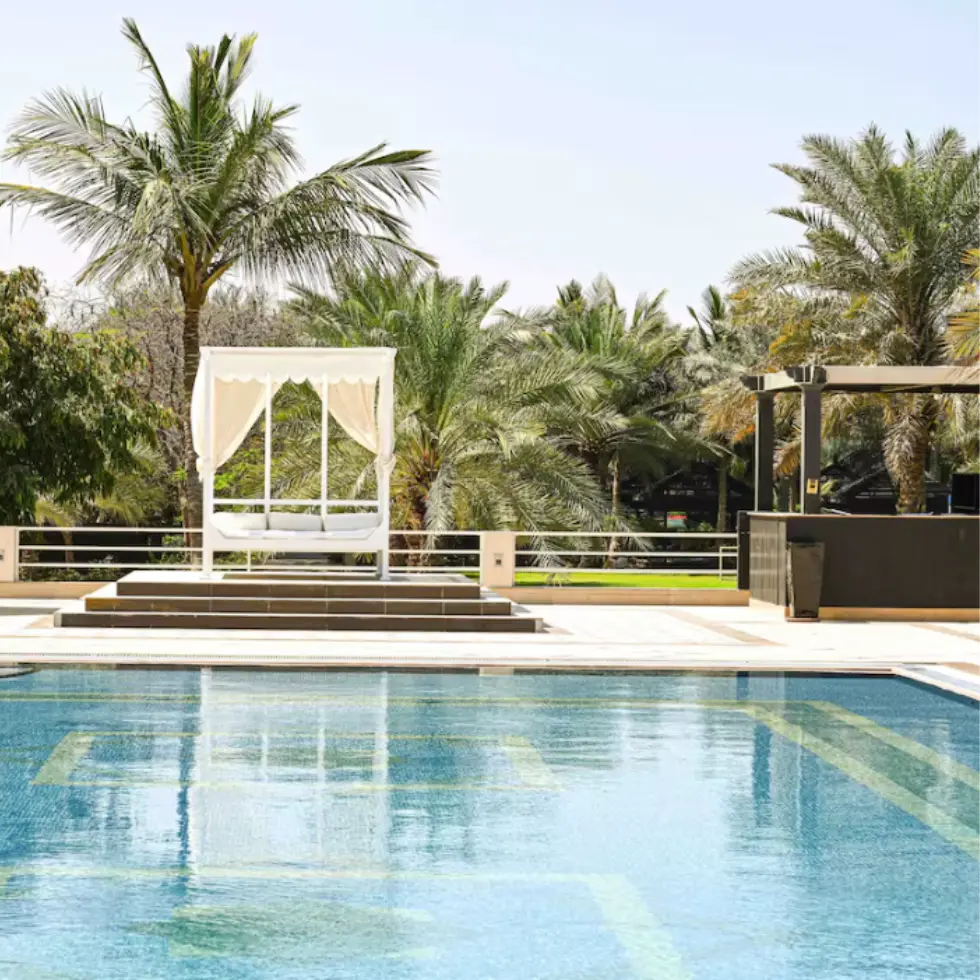 Bannerbillede-Al-Hamra-Residence