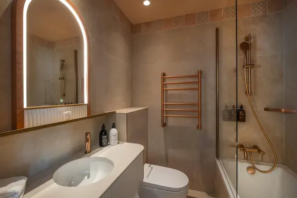 Hôtel Le Soleia by Inwood Hotels, rejse til Nice, badeværelse