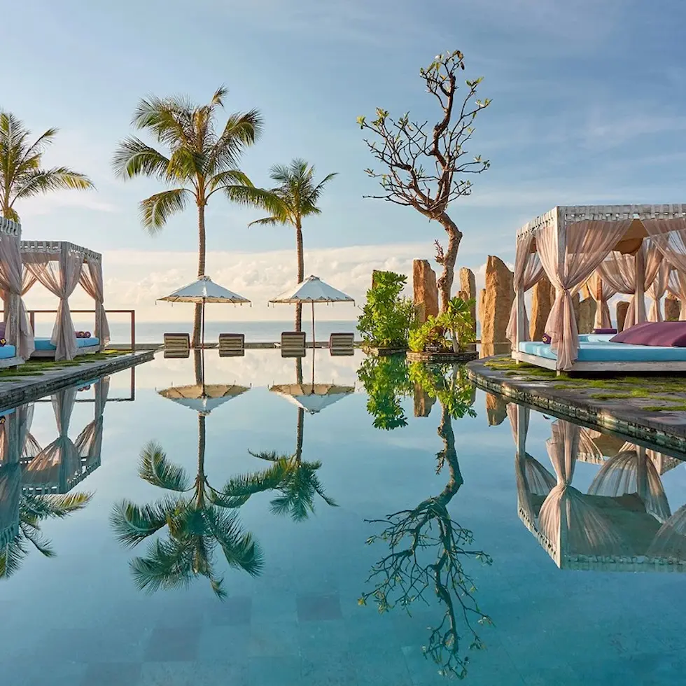 The-Royal-Purnama-Bali-Indoensien-1-banner-980-x-980