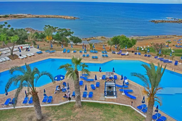 Hotel Myro-Androu, Cypern, pool og hav