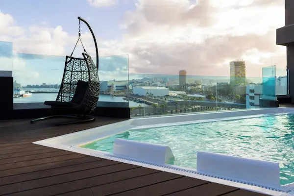 Rejse til Gran Canaria Hotel Puerto de La Luz by Pierre and Vacances, Gran Canaria, pool