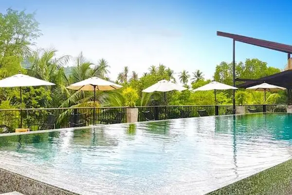 Rejse til Koh Chang, infinity-pool