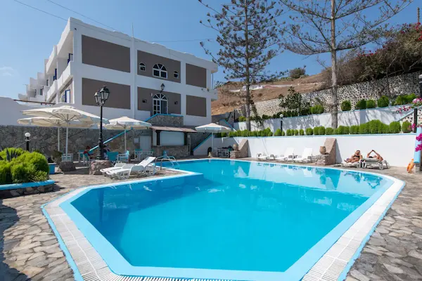 Rejse til Santorini - Ægæerhavets perle Porto Castello, pool