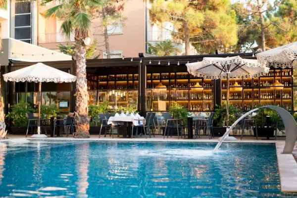 Albanian Star Hotel, pool, rejse til Albanien