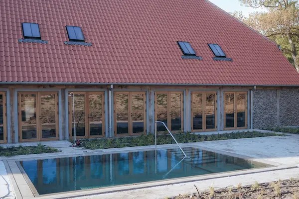 Brol&oslash;kke Herreg&aring;rd - udend&oslash;rs pool