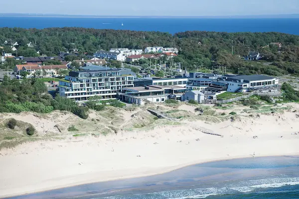 Hotel Tyl&ouml;sand - fuldt billede af hotellet udefra