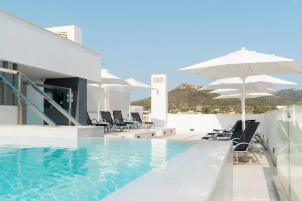 Miniferie til Mallorca - poolomr&aring;de