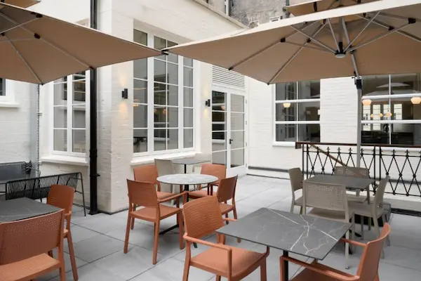 Four Points Flex by Sheraton London Euston, London, terrasse