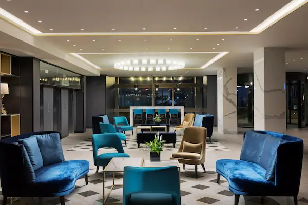 Crowne Plaza Zurich By Ihg, Z&uuml;rich, lobby