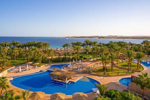 Hotel Fort Arabesque Resort, Egypten, pool og hav