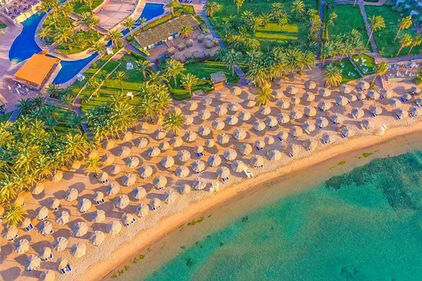 Hotel Fort Arabesque Resort, Egypten, strand og hav