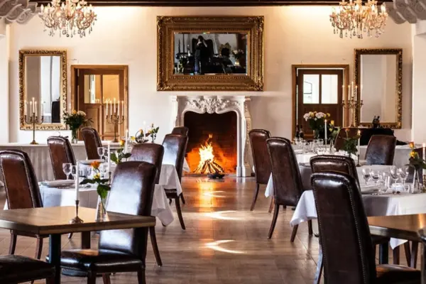 Ferie på Langeland - hyggelig getaway Skrøbelev Gods, restaurant