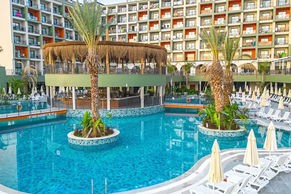 Rejse til Side med all inclusive - pool