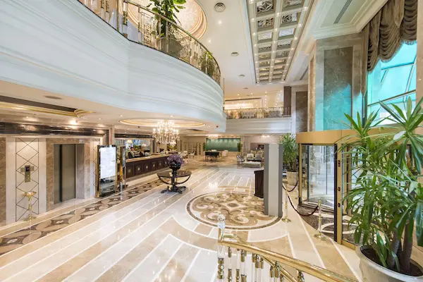 Rejse til Istanbul Rejse til Istanbul - billede af lobby- og receptionsområdet