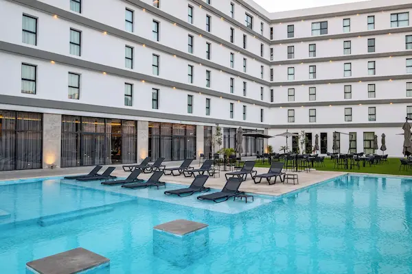 Rejse til Tanger - billede af poolen